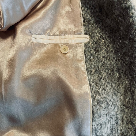 J. Crew Relaxed topcoat, wool blend, Size Large, Excellent cond - Picture 4 of 7